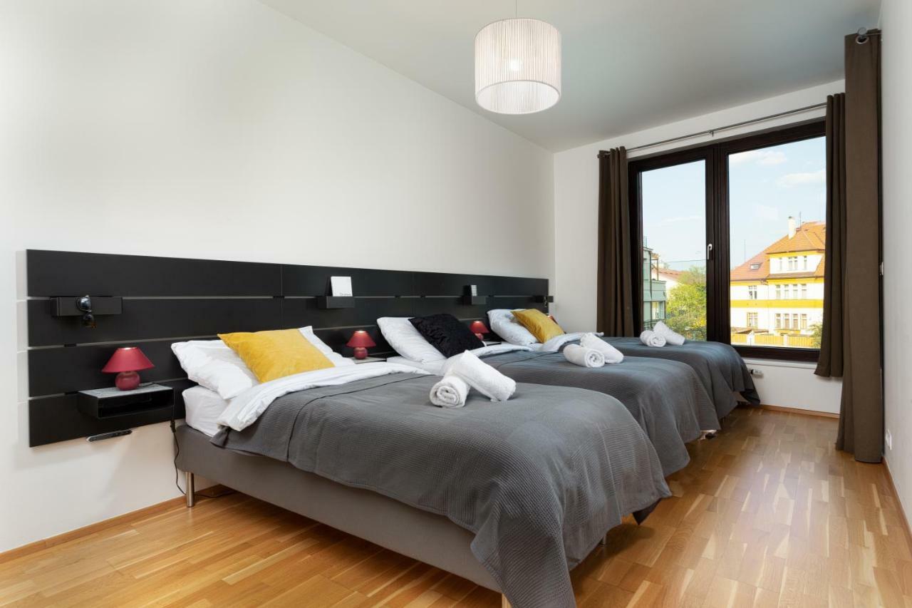 Prague Days - Family 2Bdr Apt - Garage Parking - Balcony Bagian luar foto